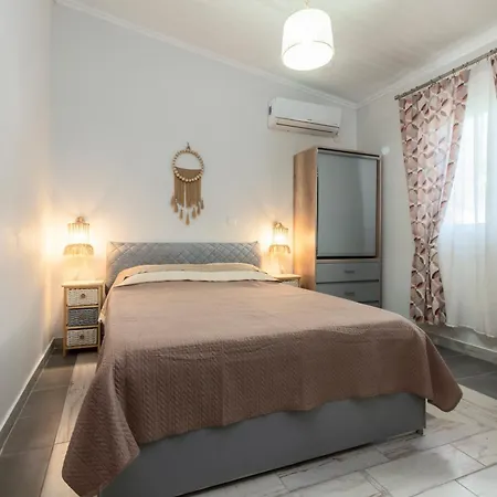 Drosoula House